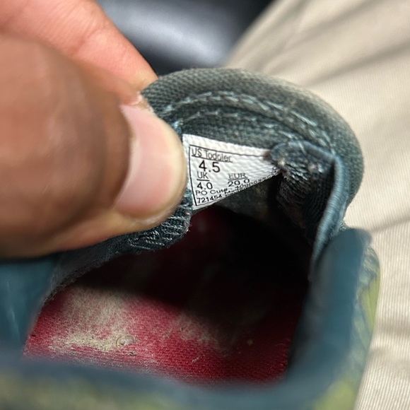 Kids Vans - Picture 4 of 5